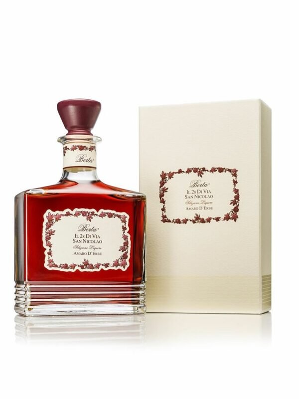 AMARO IL 28 DI VIA San Nicolao 30%, cardboard box